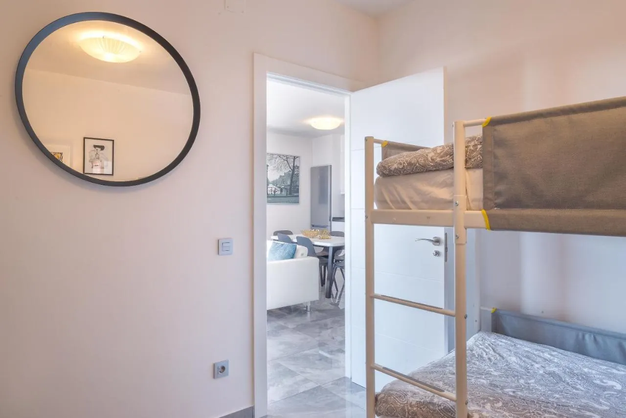Marina View Two Bedroom Apartment Fuengirola