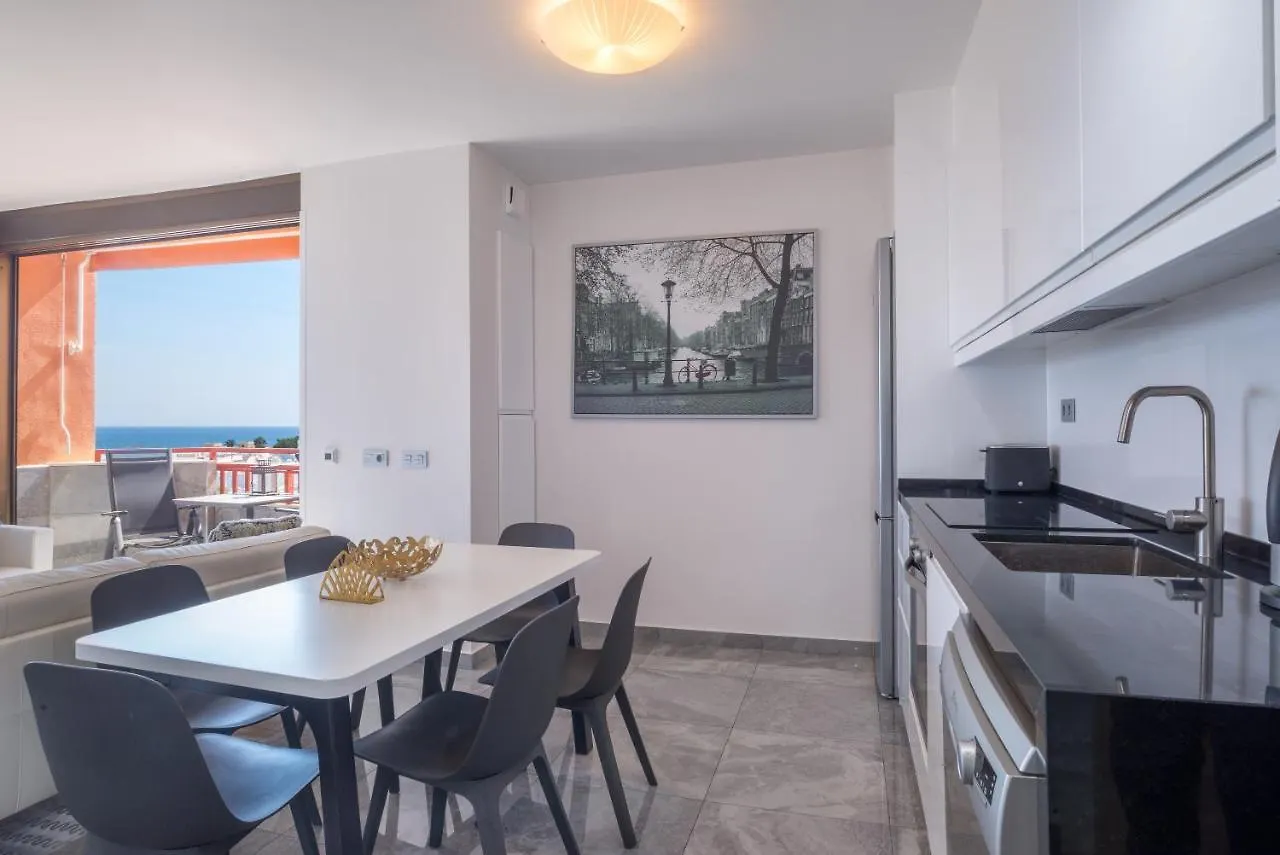 Marina View Two Bedroom Apartment Fuengirola